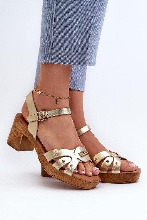 Sandales à talons – Step in style