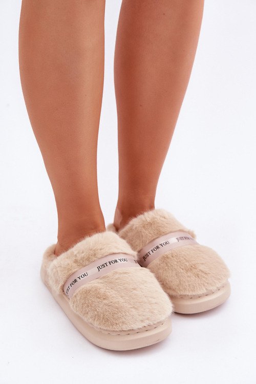 Pantoufles – Step in style