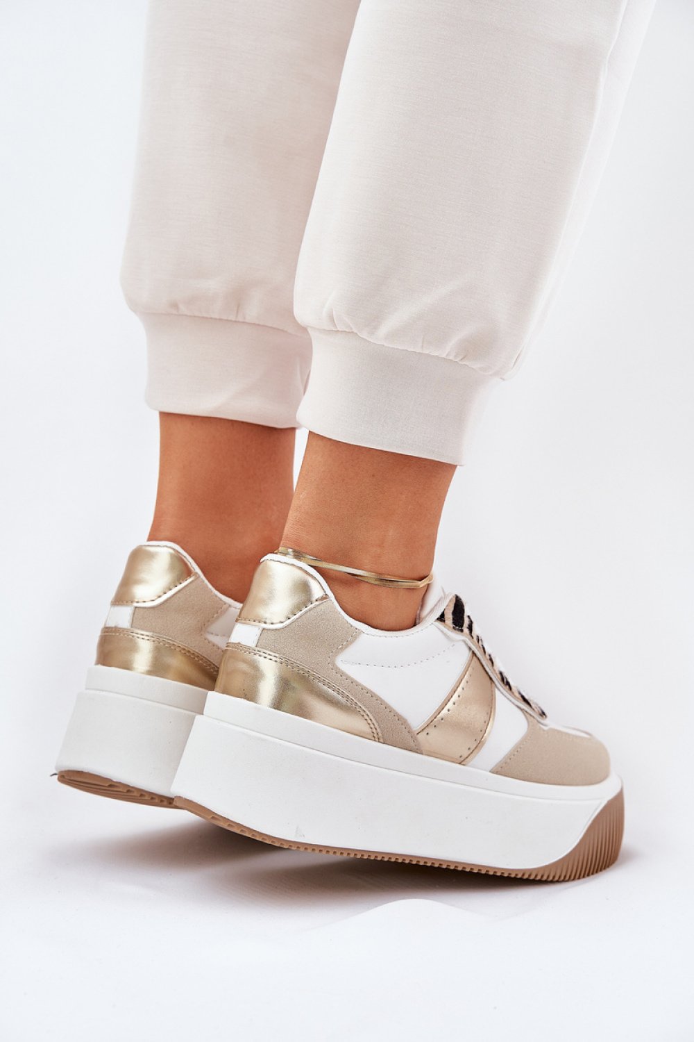 beige