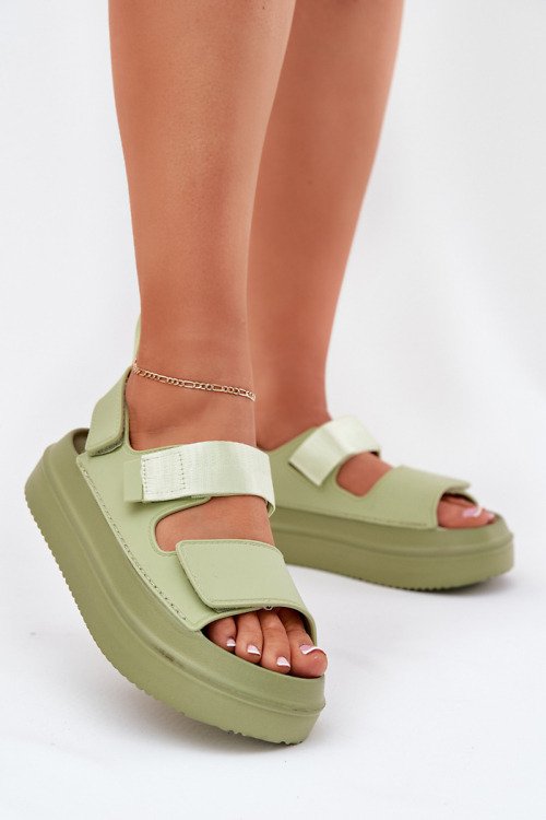 Sandales – Step in style