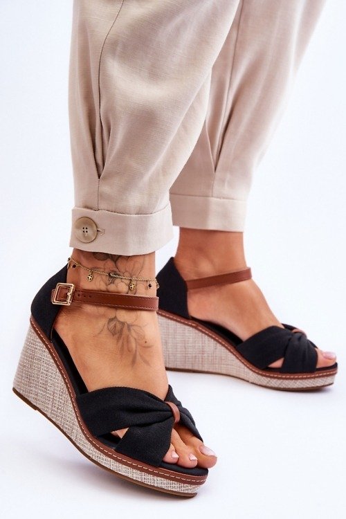Cothurnes – Step in style