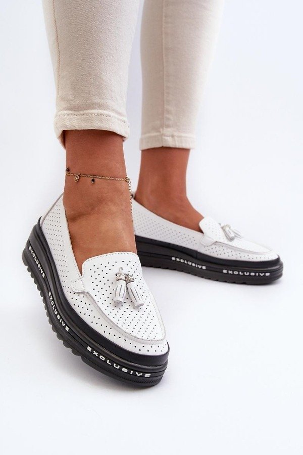 Moccasins Step in style - Image 3